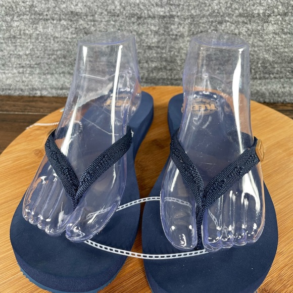 WOMEN'S REEF NAVY/NAVY BLUE GINGER BEACH/POOL FLIP FLOP SANDALS SIZE 9 NWT - Picture 5 of 9
